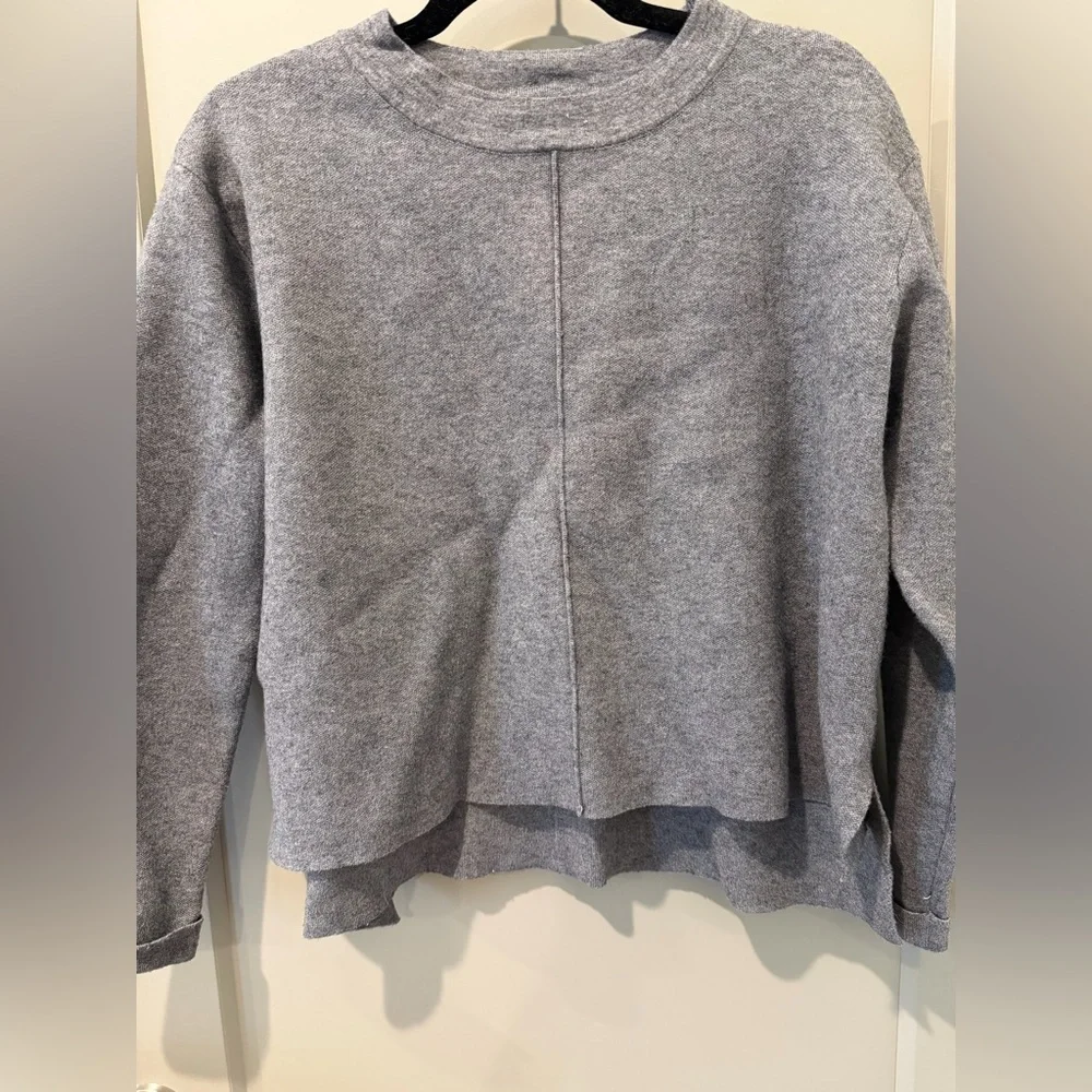 Zara Knit Sweater Gray Split Seams High Low Cropped Pullover - Picture 2 of 4
